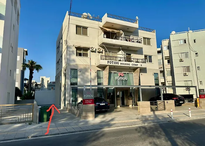 1 Bedroom Flat 200m From Limisso